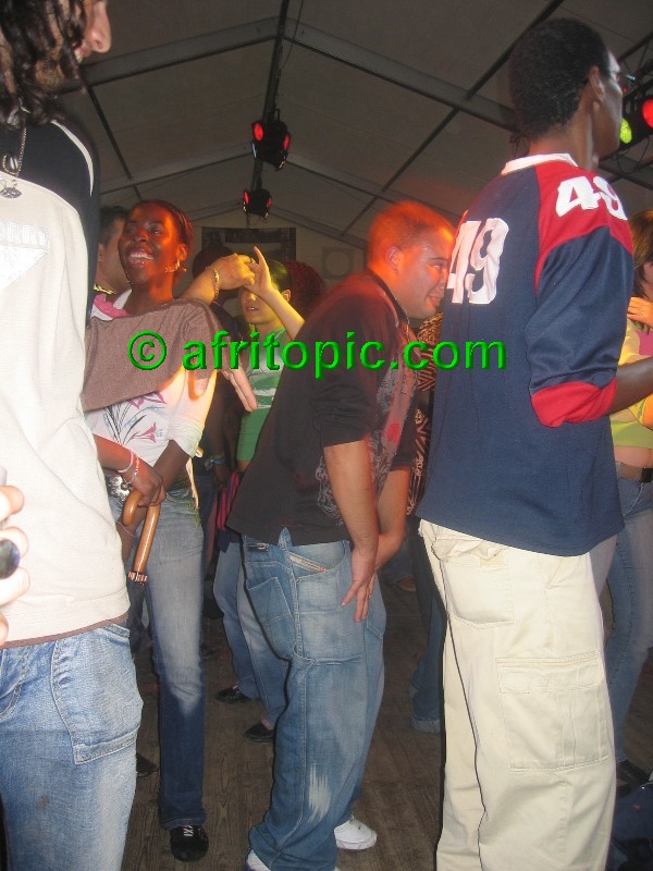 ../Images/afw2006b 084.jpg